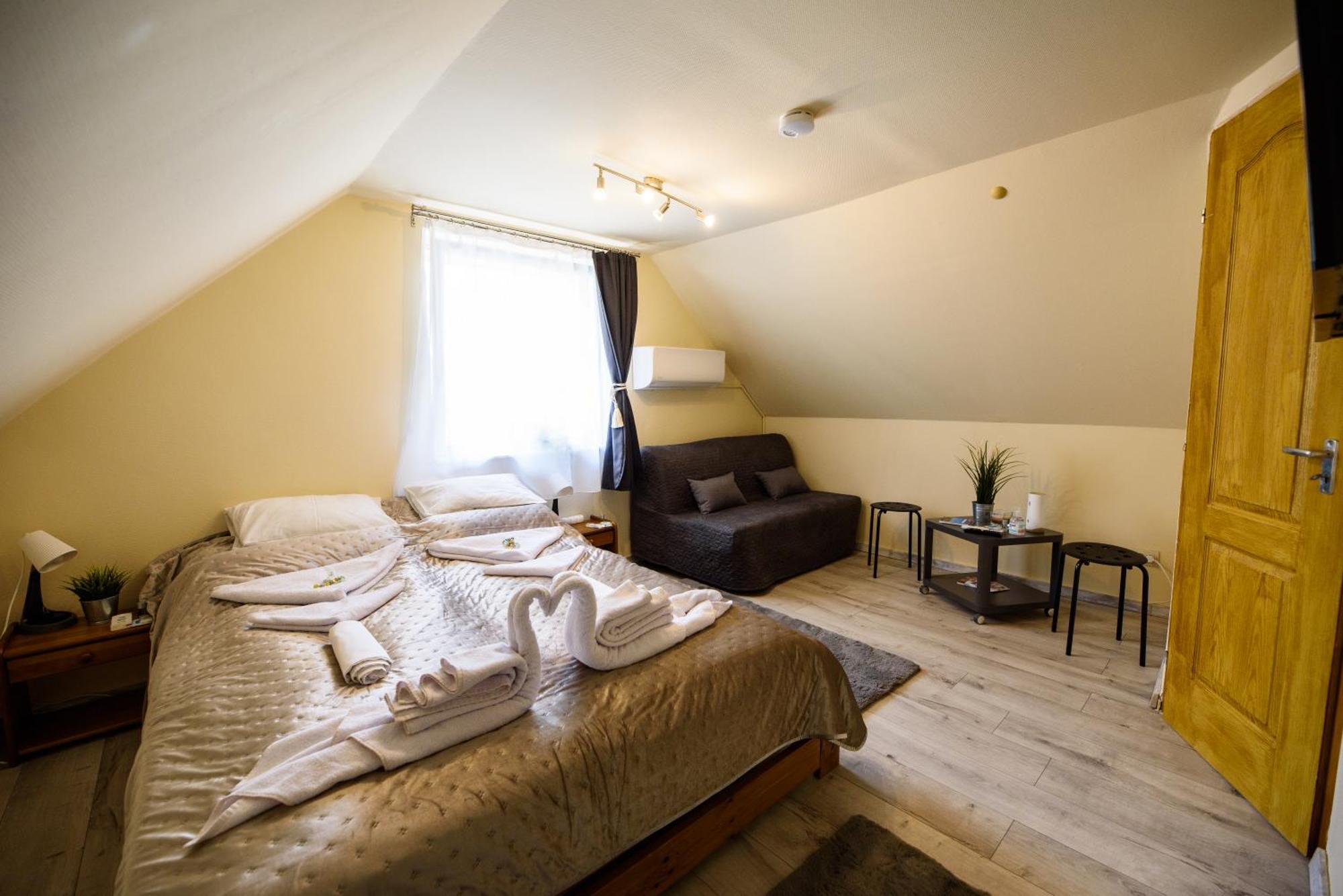 Apartment Emili Rackeve