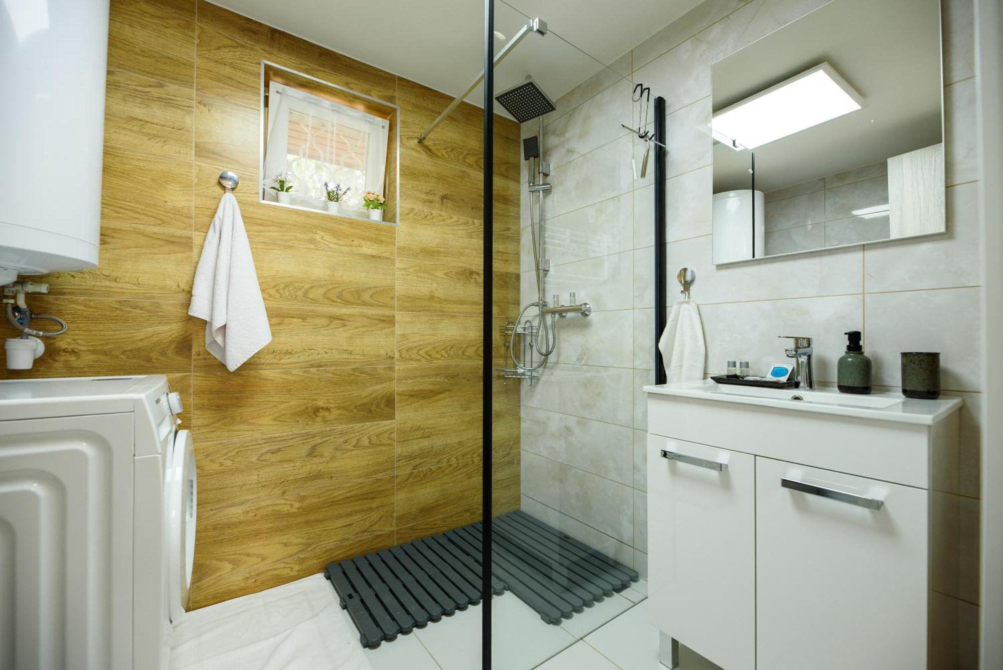 Apartment Emili *