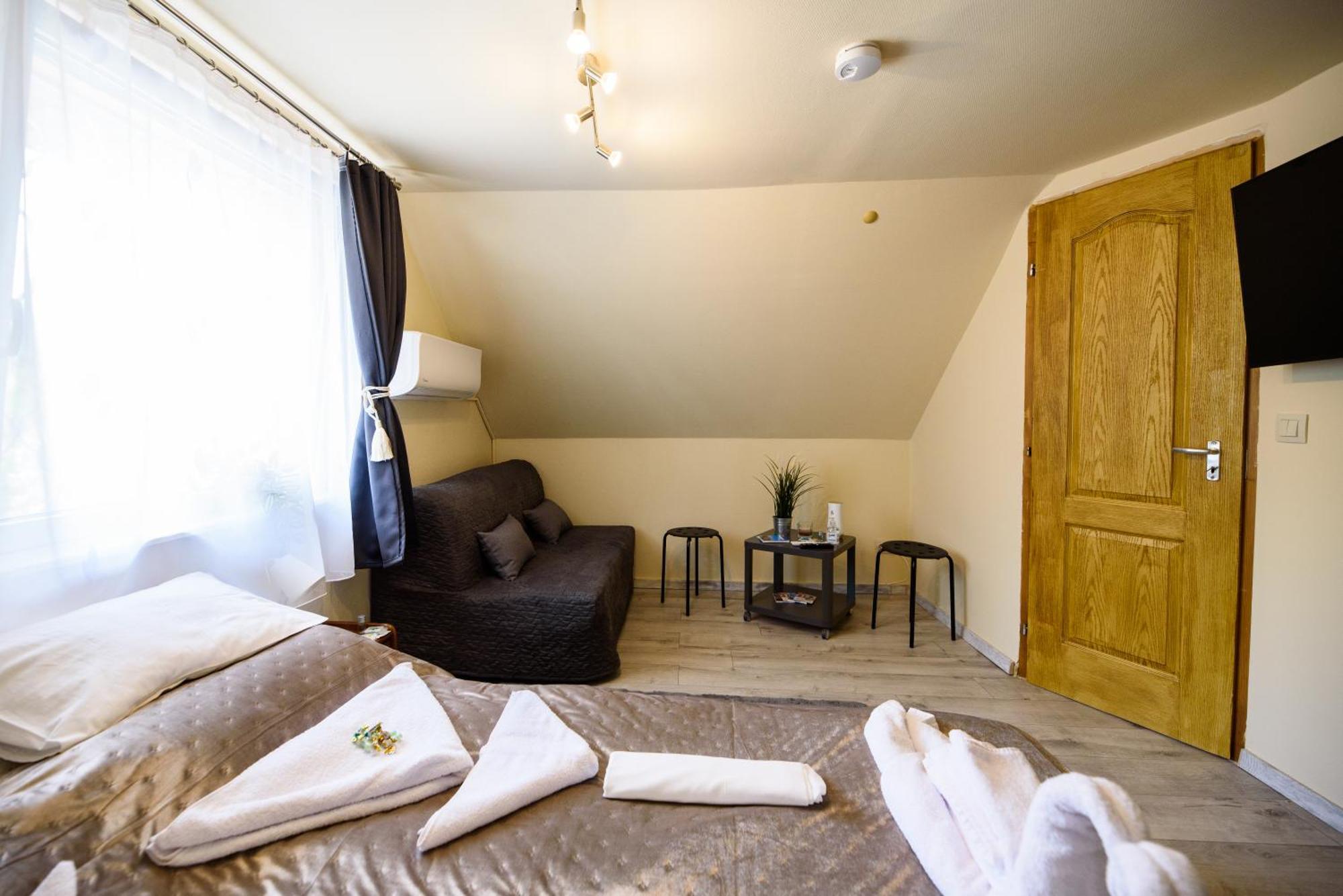 Apartment Emili